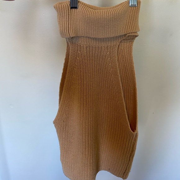 Urban Outfitters Knit Turtleneck Tank - Picture 2 of 3